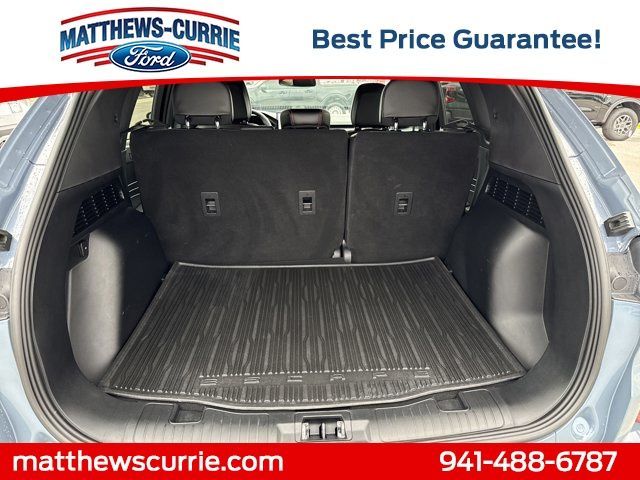 2024 Ford Escape ST-Line Elite
