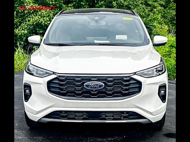 2024 Ford Escape ST-Line Elite