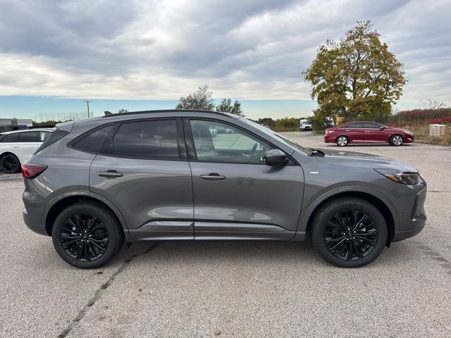 2024 Ford Escape ST-Line Elite