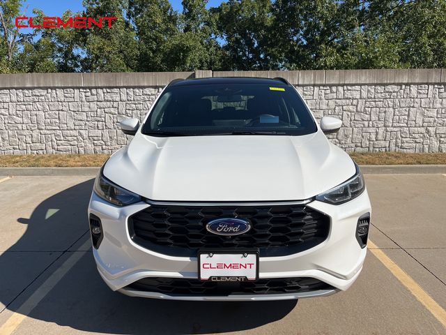 2024 Ford Escape ST-Line Elite