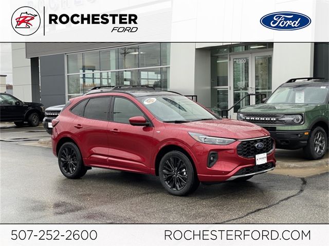 2024 Ford Escape ST-Line Elite