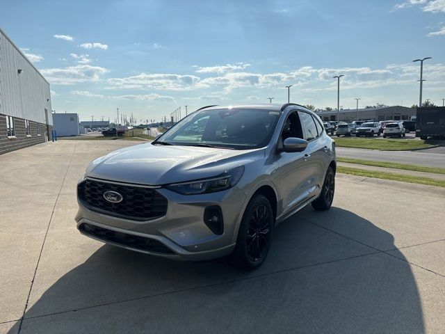 2024 Ford Escape ST-Line Elite