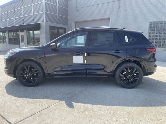 2024 Ford Escape ST-Line Elite