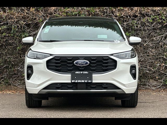 2024 Ford Escape ST-Line Elite