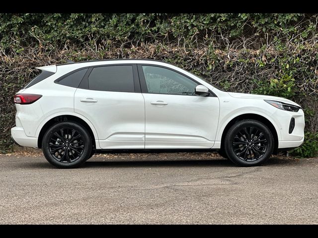 2024 Ford Escape ST-Line Elite