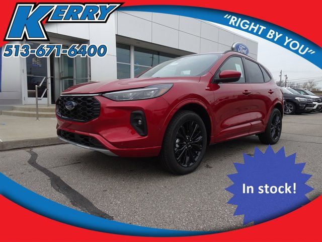 2024 Ford Escape ST-Line Elite