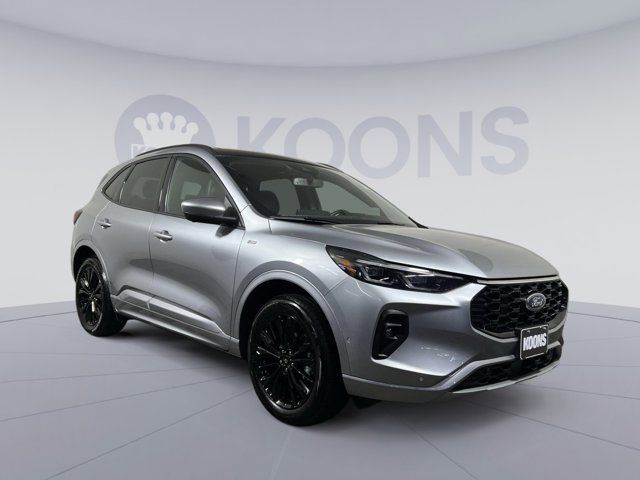 2024 Ford Escape ST-Line Elite