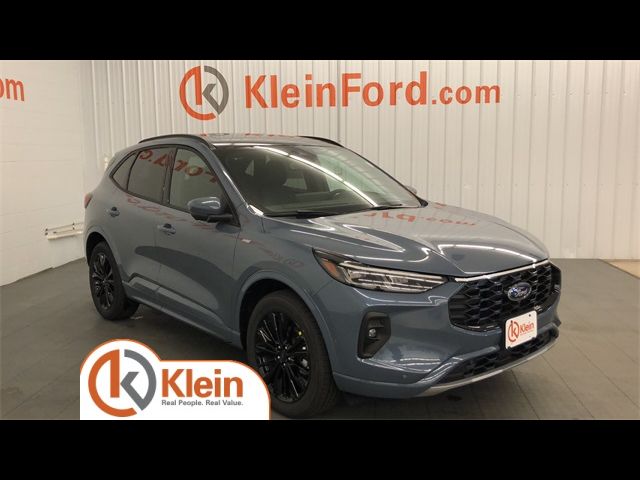 2024 Ford Escape ST-Line Elite