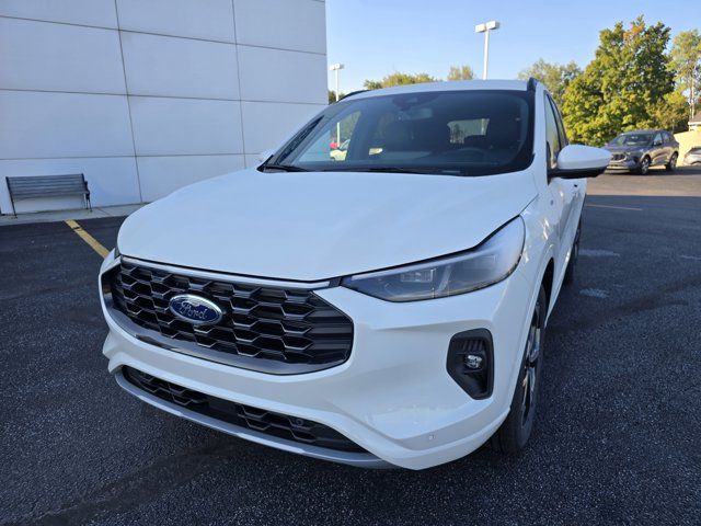 2024 Ford Escape ST-Line Elite