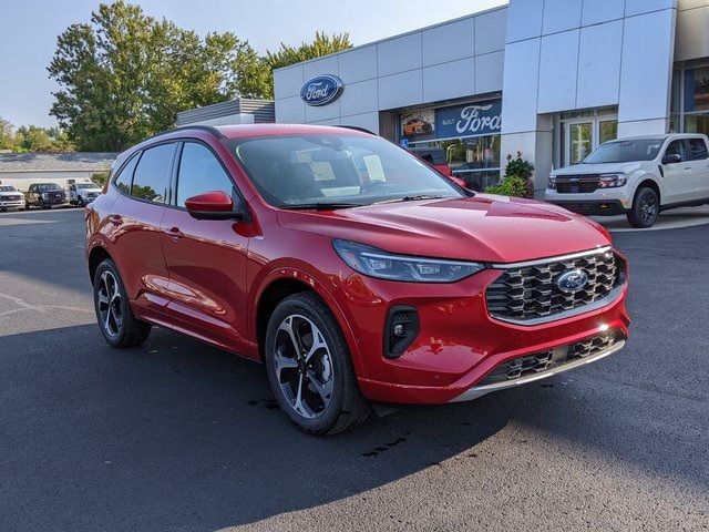 2024 Ford Escape ST-Line Elite