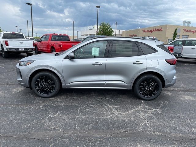 2024 Ford Escape ST-Line Elite