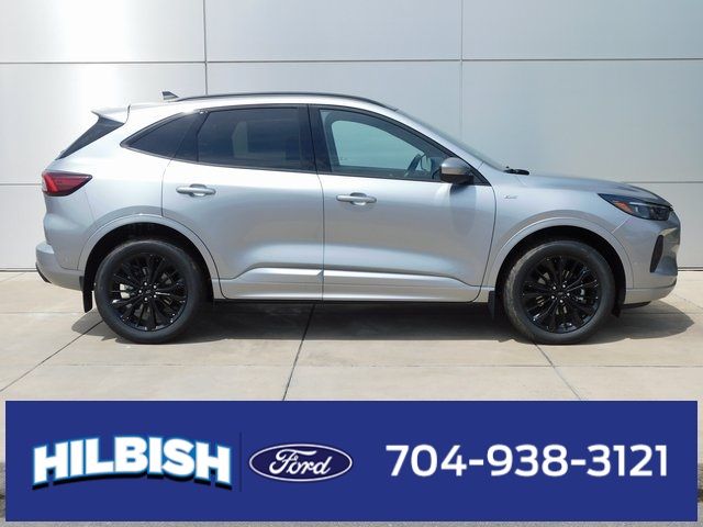 2024 Ford Escape ST-Line Elite