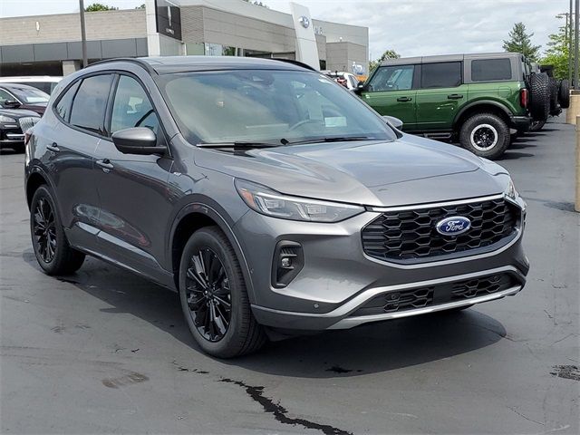 2024 Ford Escape ST-Line Elite