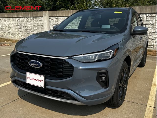 2024 Ford Escape ST-Line Elite