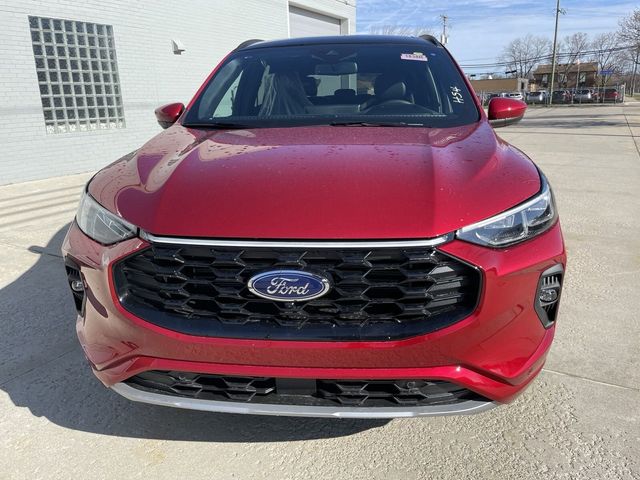 2024 Ford Escape ST-Line Elite