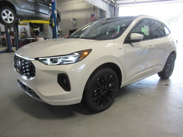 2024 Ford Escape ST-Line Elite