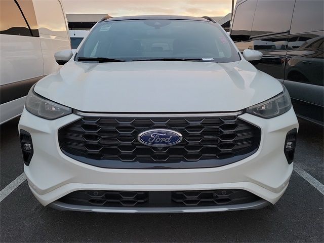 2024 Ford Escape ST-Line Elite