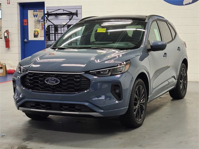 2024 Ford Escape ST-Line Elite