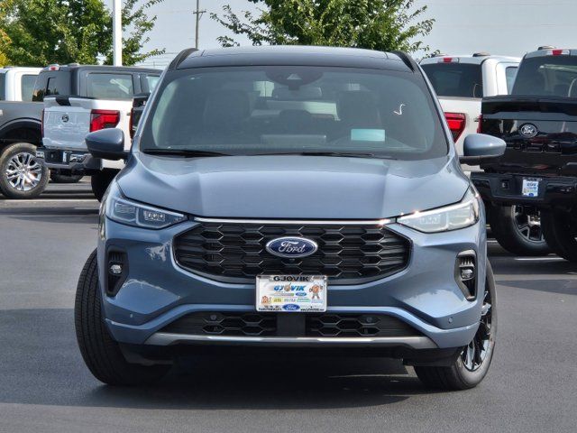 2024 Ford Escape ST-Line Elite