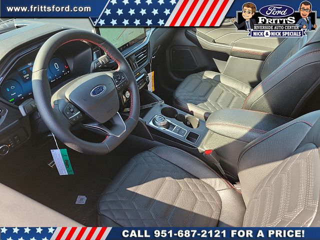 2024 Ford Escape ST-Line Elite