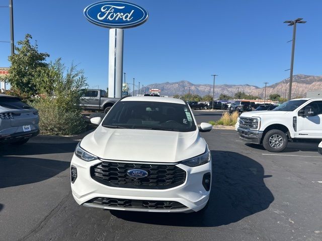 2024 Ford Escape ST-Line Elite