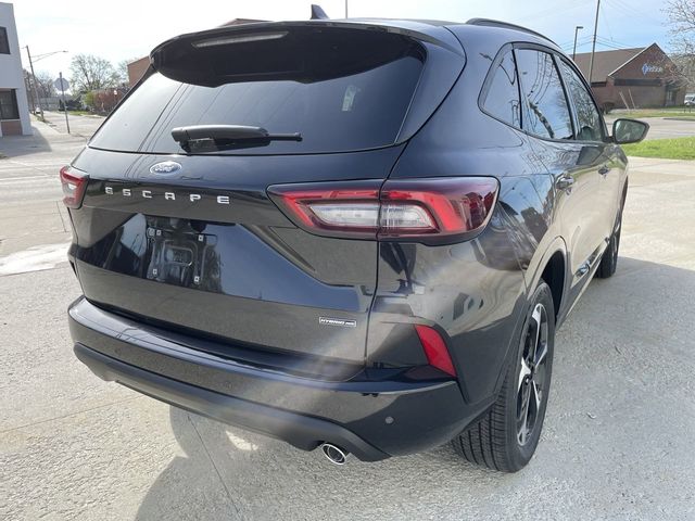 2024 Ford Escape ST-Line Elite