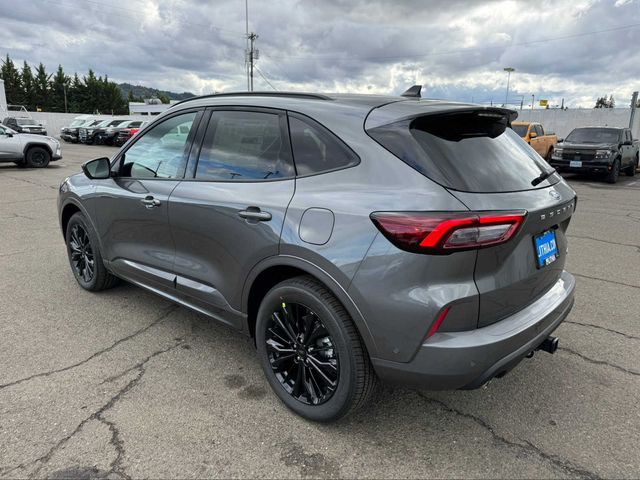 2024 Ford Escape ST-Line Elite