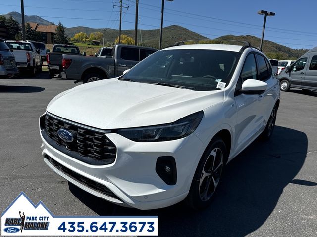 2024 Ford Escape ST-Line Elite