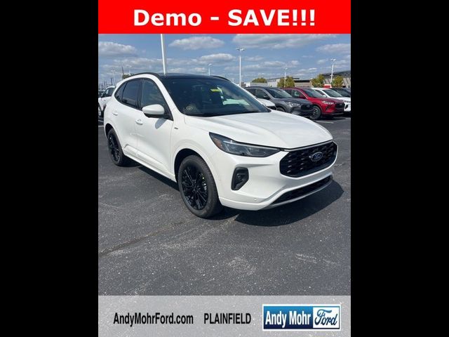 2024 Ford Escape ST-Line Elite