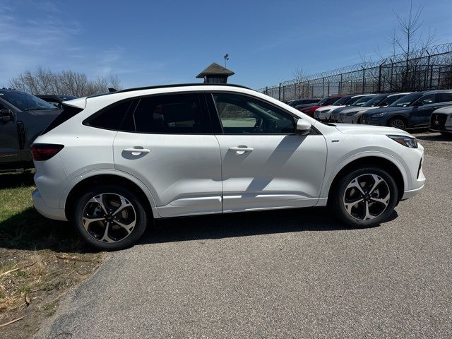 2024 Ford Escape ST-Line Select