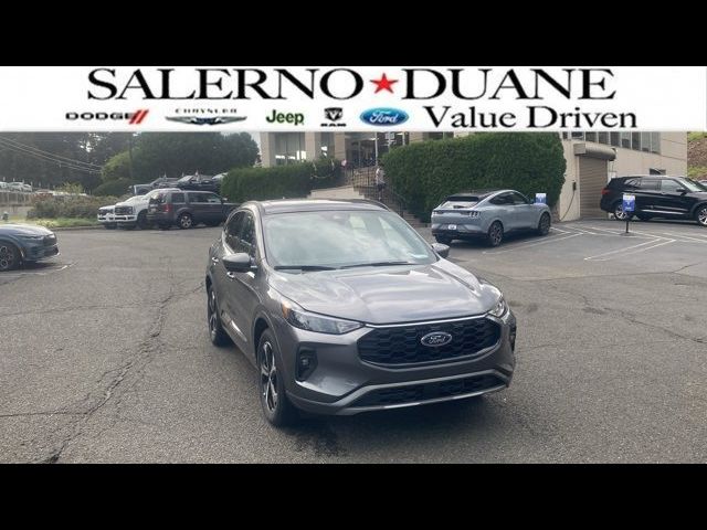 2024 Ford Escape ST-Line Select