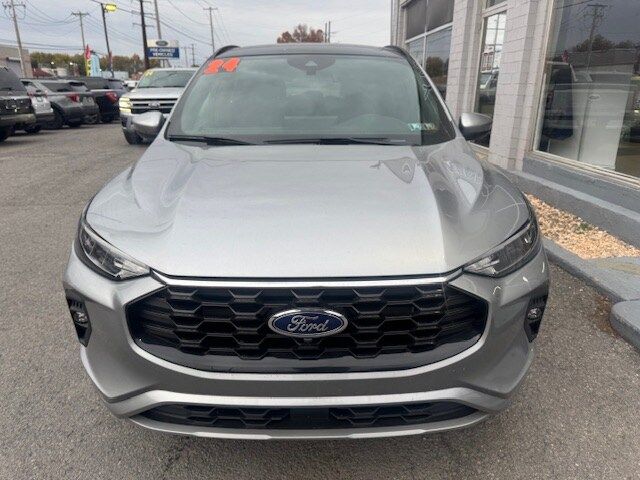 2024 Ford Escape ST-Line Select