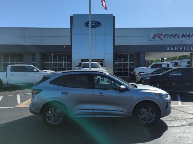 2024 Ford Escape ST-Line Select