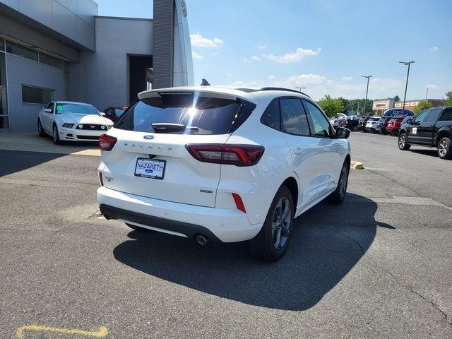 2024 Ford Escape ST-Line Select