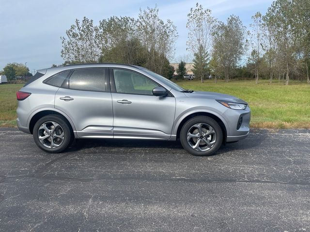 2024 Ford Escape ST-Line Select