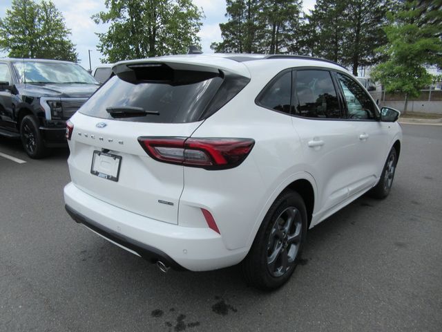 2024 Ford Escape ST-Line Select