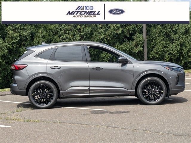 2024 Ford Escape ST-Line Elite