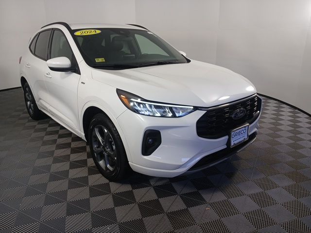 2024 Ford Escape ST-Line Select