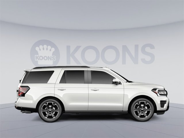 Vehicle image 4 of 8