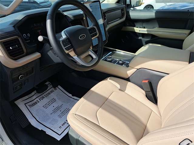 Vehicle image 7 of 15