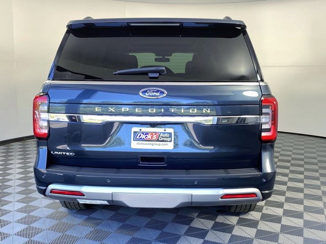 Vehicle image 4 of 20