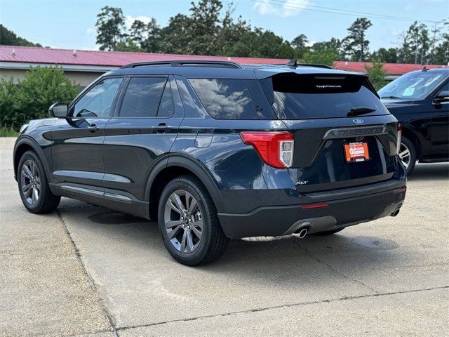 2024 Ford Explorer XLT