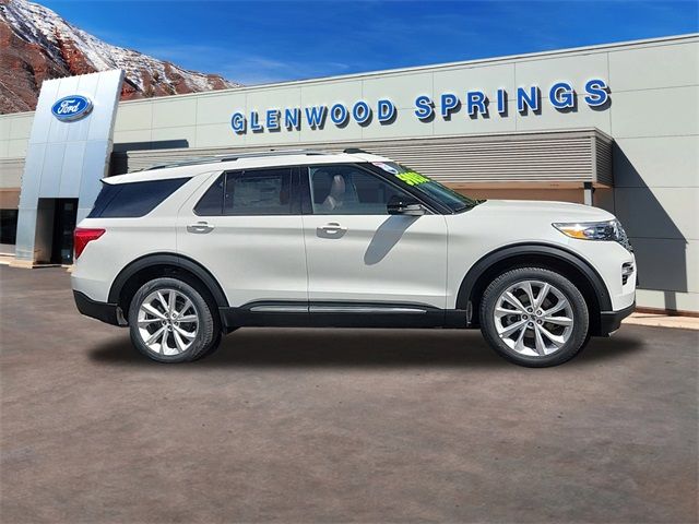 2024 Ford Explorer Platinum