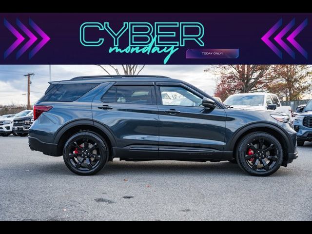 2024 Ford Explorer ST