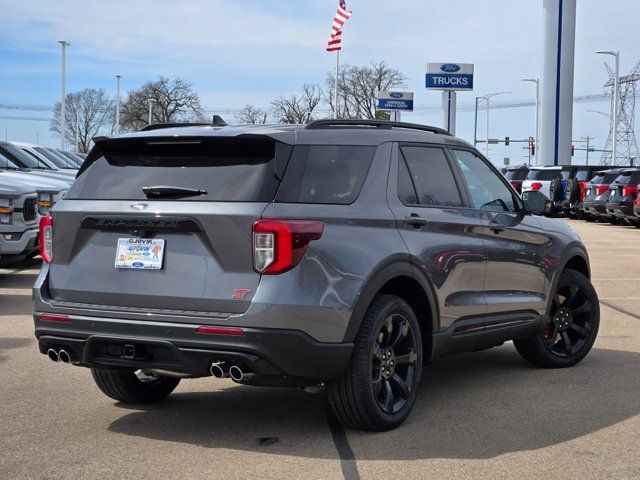 2024 Ford Explorer ST