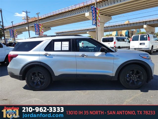 2024 Ford Explorer ST