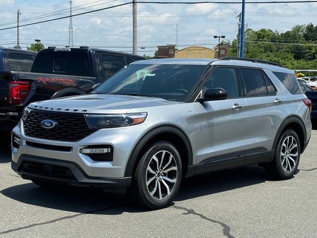 2024 Ford Explorer ST