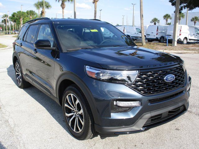 2024 Ford Explorer ST-Line