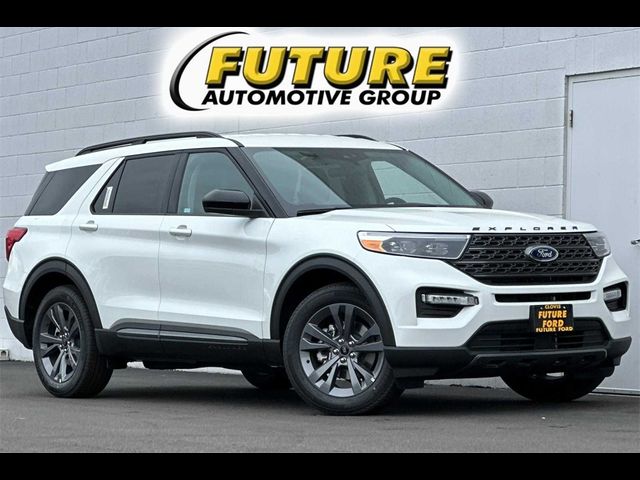 2024 Ford Explorer XLT