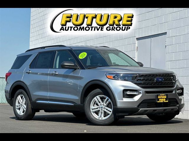 2024 Ford Explorer XLT